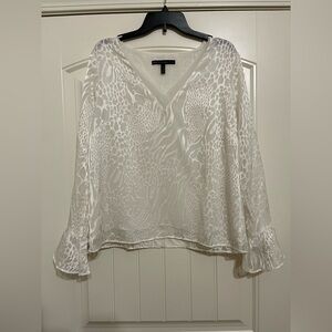 White House Black Market White Top